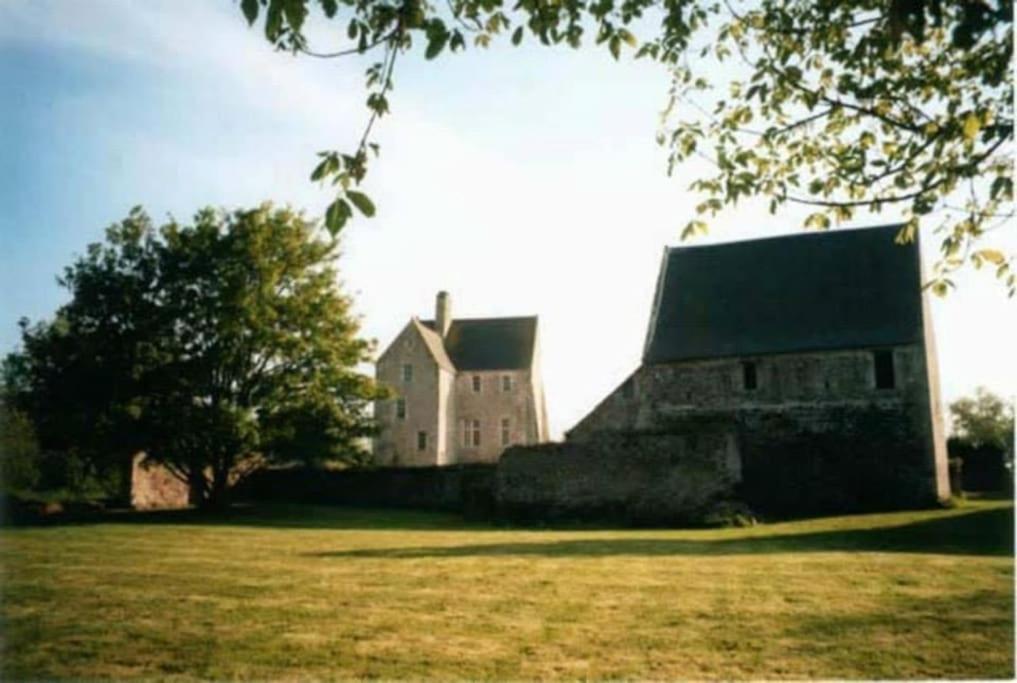 Le Chateau De Neuilly La Foret Villa Isigny-sur-Mer Luaran gambar