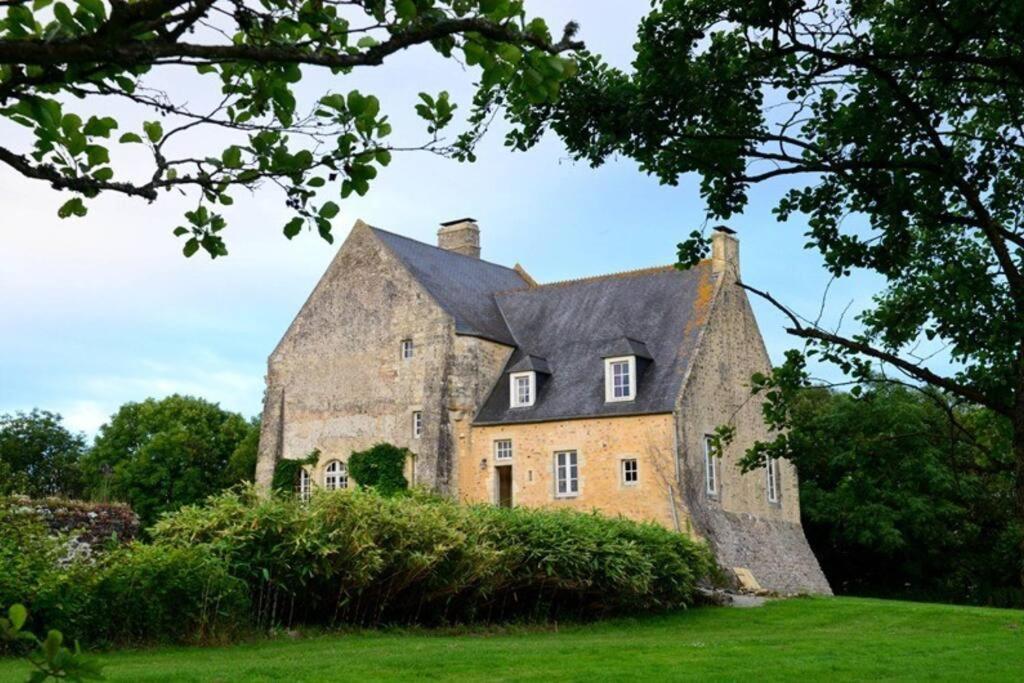 Le Chateau De Neuilly La Foret Villa Isigny-sur-Mer Luaran gambar